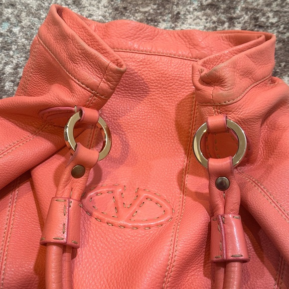 Vintage Valentino Garavani Embossed VLogo Long Bucket - Picture 7 of 17